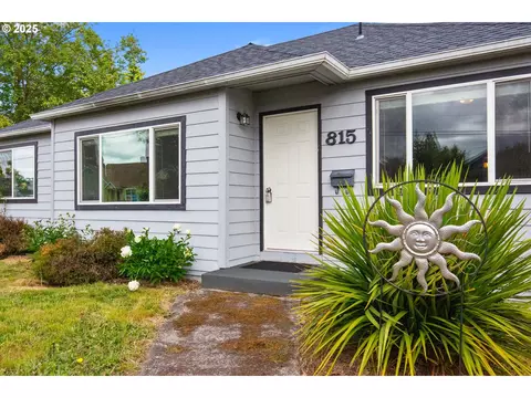 815 W Nebo St, Roseburg, OR 97471