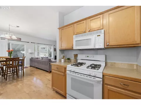 Kitchen - 3625 Kendra St, Eugene, OR 97404 photo 5 of 5