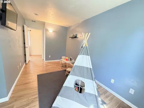 Bedroom - 3625 Kendra St, Eugene, OR 97404 photo 3 of 4