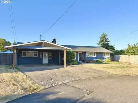901 E Green Valley Dr, Newberg, OR 97132