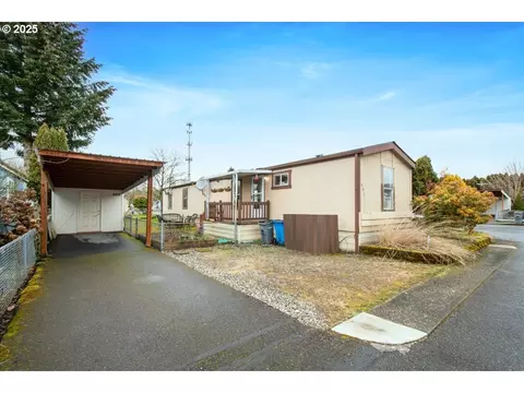 300 SW 7th Ave #801, Battle Ground, WA 98604