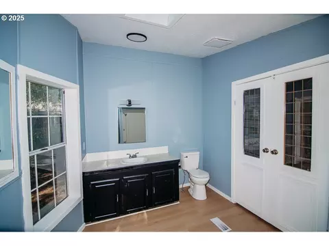 338 Archie St, Eugene, OR 97402 photo 12