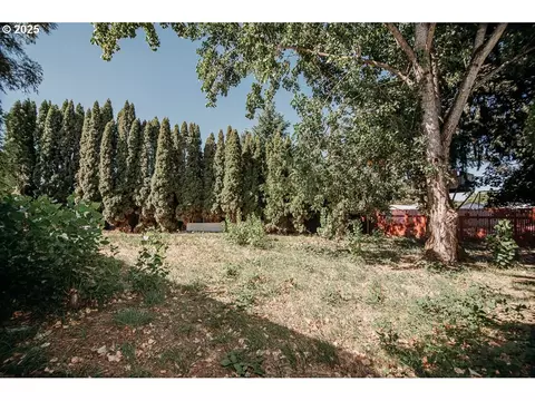 338 Archie St, Eugene, OR 97402 photo 26