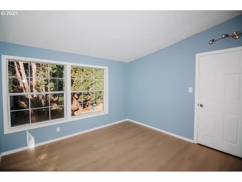 338 Archie St, Eugene, OR 97402 photo 9