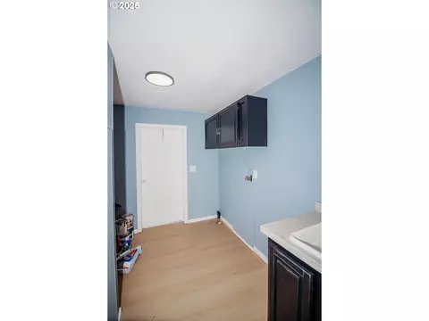 338 Archie St, Eugene, OR 97402 photo 25