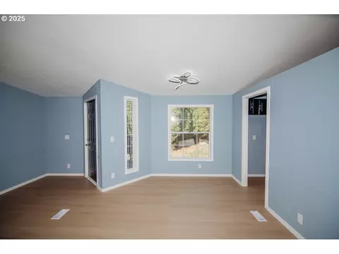 338 Archie St, Eugene, OR 97402 photo 15
