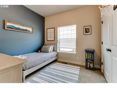 5427 King Arthur Ct, Eugene, OR 97402 photo 17