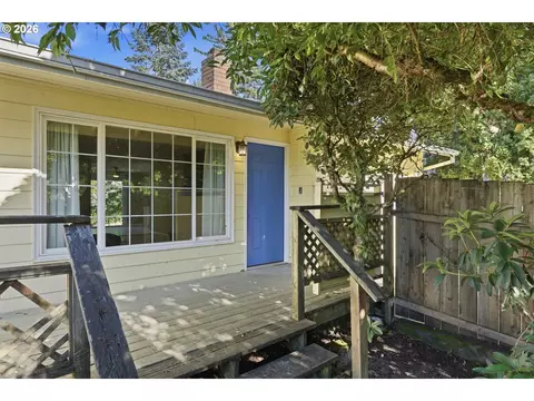 11612 SW 49th Ave, Portland, OR 97219
