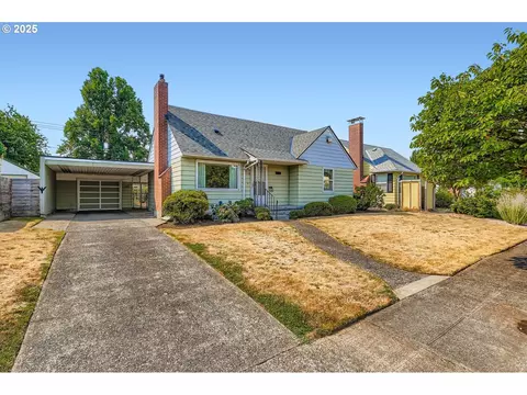 9108 SE Clay St, Portland, OR 97216