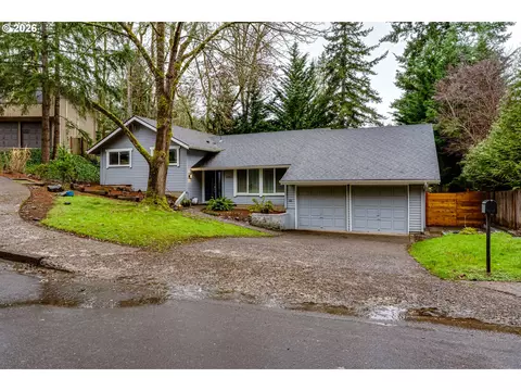 2665 E Wilshire Dr, Eugene, OR 97405