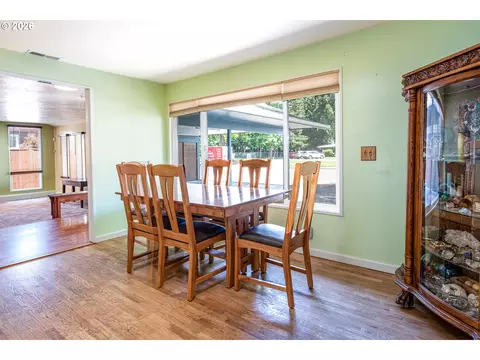 Dining - 1294 Satre St, Eugene, OR 97401 photo 2 of 3