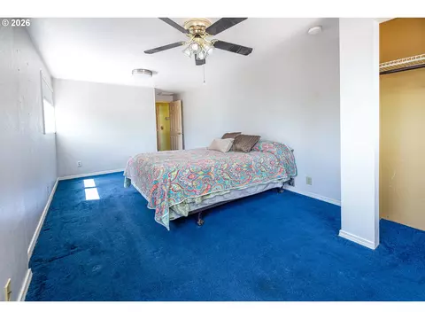 Bedroom - 1294 Satre St, Eugene, OR 97401 photo 3 of 8