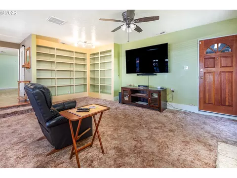Living - 1294 Satre St, Eugene, OR 97401 photo 2 of 3