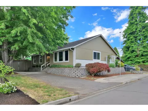 815 Bobolink Ave, Eugene, OR 97404
