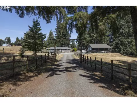 18795 S Lower Highland Rd, Beavercreek, OR 97004