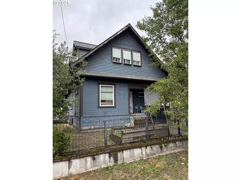 9803 SE Henry St, Portland, OR 97266