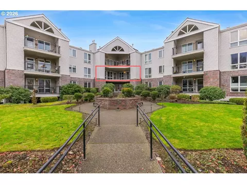 15530 NE Knott St # 35, Portland, OR 97230