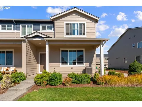16132 NW Pristine Ln, Portland, OR 97229
