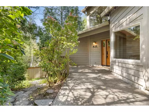 1535 NW 102nd Ave, Portland, OR 97229