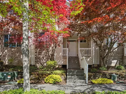14447 SE Oregon Trail Dr, Clackamas, OR 97015