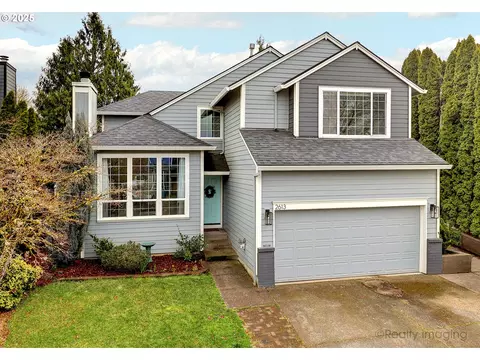 2613 Strasburg Dr, Forest Grove, OR 97116