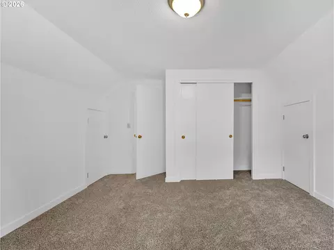 Bedroom - 58610 E Highway 26, Sandy, OR 97055 photo 3 of 7