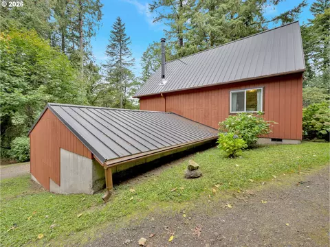 Exterior - 58610 E Highway 26, Sandy, OR 97055 photo 5 of 9