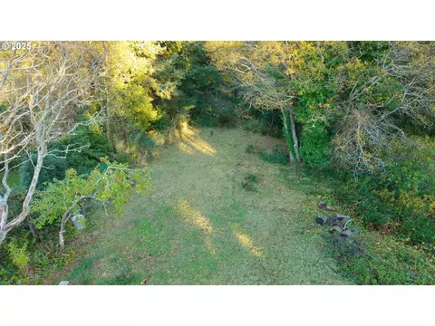 Washington St, Port Orford, OR 97465