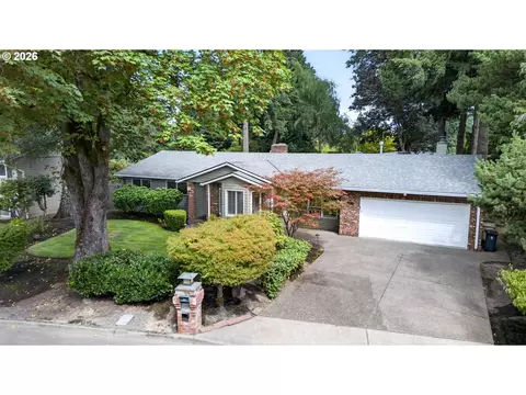 1545 Cloverleaf Rd, Lake Oswego, OR 97034