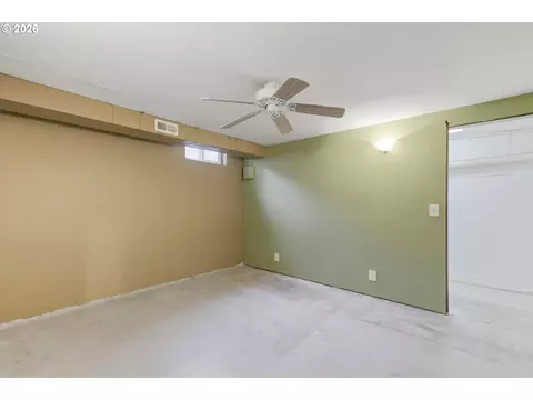Bedroom - 858 N 20th Way, Cornelius, OR 97113 photo 1 of 1