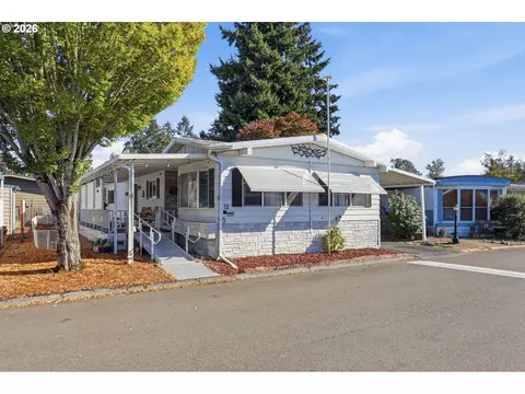 13640 SE Highway 212 # 72, Clackamas, OR 97015