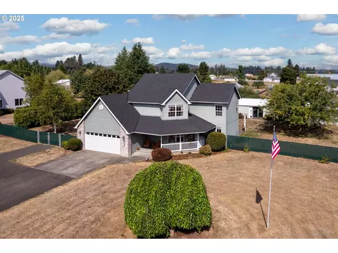 56597 Cascade View Dr, Warren, OR 97053