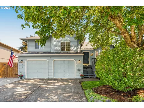 283 NE Lenox St, Hillsboro, OR 97124