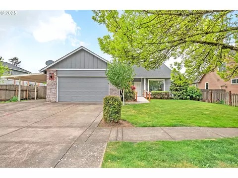 973 S St, Springfield, OR 97477