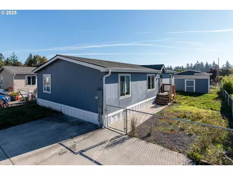 2154 Oregon St #25, Saint Helens, OR 97051
