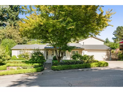 1405 Cherry Crest Ave, Lake Oswego, OR 97034