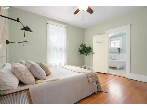 Other - 952 C St, Springfield, OR 97477 photo 5 of 10