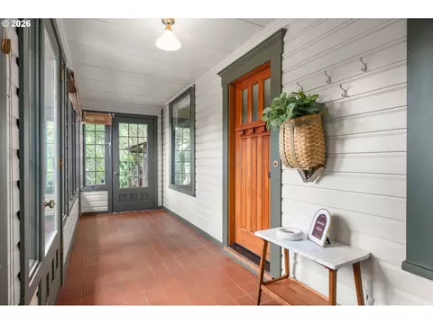 Other - 952 C St, Springfield, OR 97477 photo 1 of 10