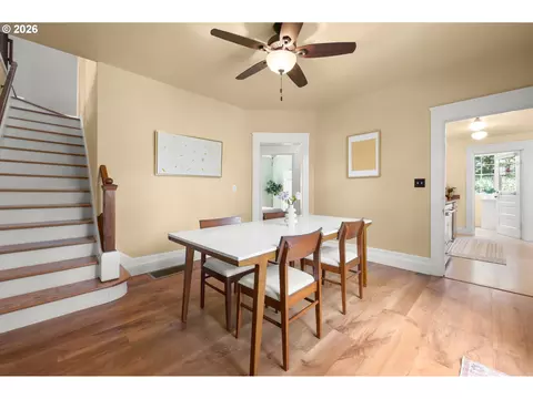 Dining - 952 C St, Springfield, OR 97477 photo 2 of 2
