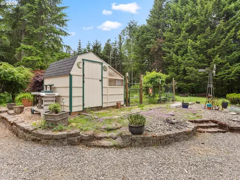 Exterior - 22800 SE 476th Ave, Sandy, OR 97055 photo 12 of 14