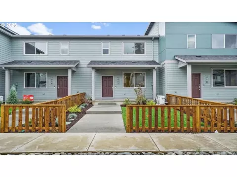 422 SW 32nd St, Battle Ground, WA 98604