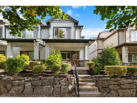 29106 SW Costa Cir W, Wilsonville, OR 97070