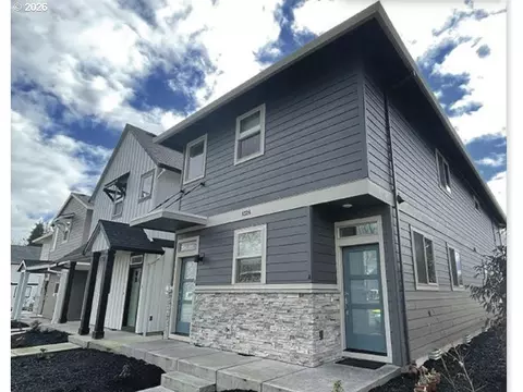 1270 Pacific Ave, Forest Grove, OR 97116