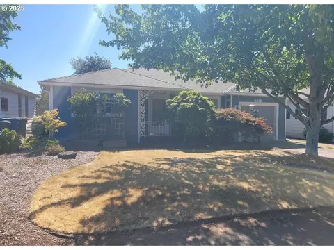 1212 23rd St, Salem, OR 97301
