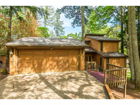 4945 Fox Hollow Rd, Eugene, OR 97405