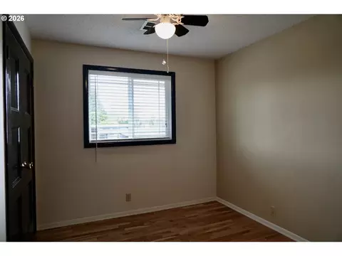 Bedroom - 445 Sterling Dr, Eugene, OR 97404 photo 1 of 7