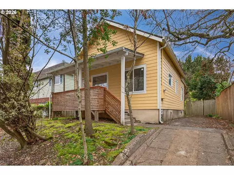 1521 SE Ash St, Portland, OR 97214