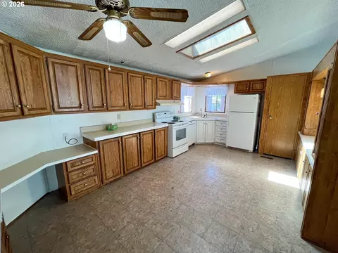 5660 Daisy St #48, Springfield, OR 97478 photo 7