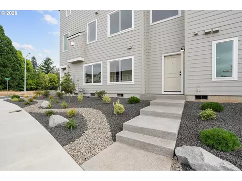 Exterior - 4636 SE 2nd St, Gresham, OR 97080 photo 3 of 6