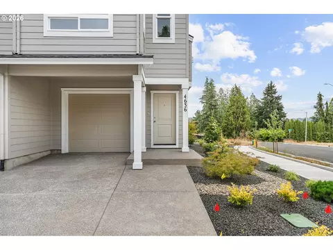 Exterior - 4636 SE 2nd St, Gresham, OR 97080 photo 2 of 6